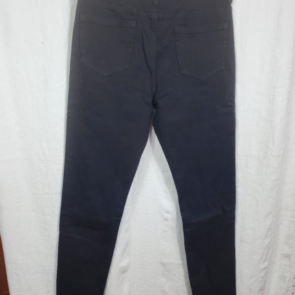 Pant - Picture 3 of 6